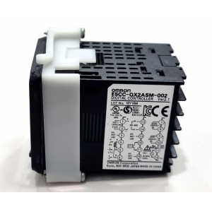 Bộ điều khiển nhiệt độ E5CC-QX2ASM-002  của hãng Omron (hàng mới , không hộp)